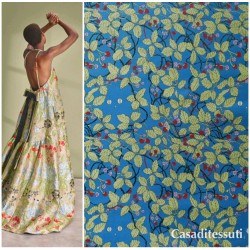 Жаккард с ягодным рисунком