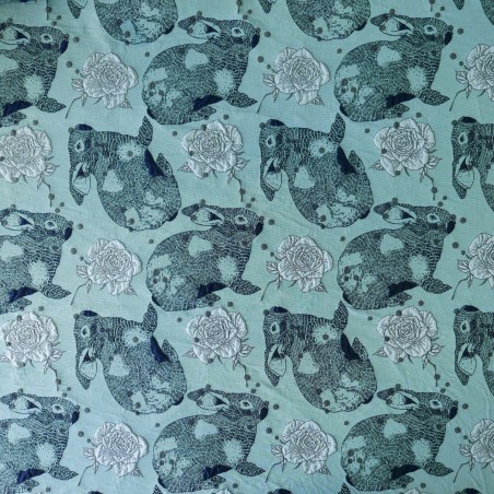 Ткань жаккард с кроликами и розами