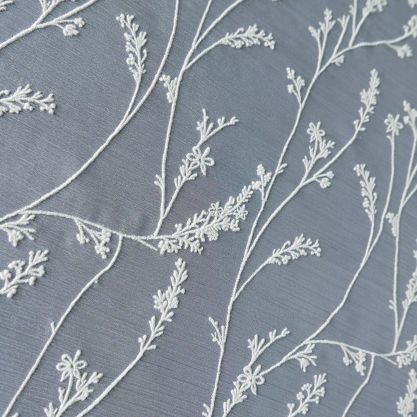 Шифон жатый с вышивкой