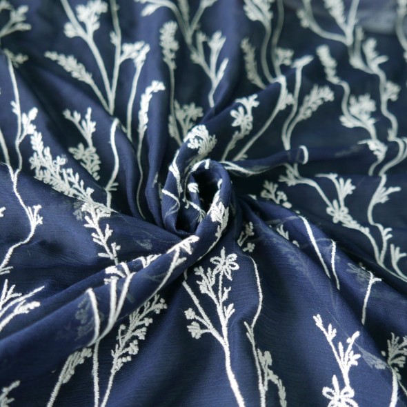 Шифон жатый с вышивкой