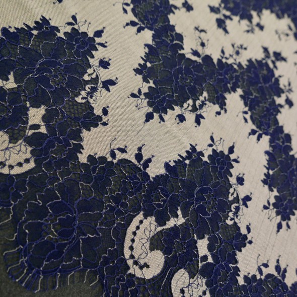 Кружево двухцветное купонное с фестонным краем