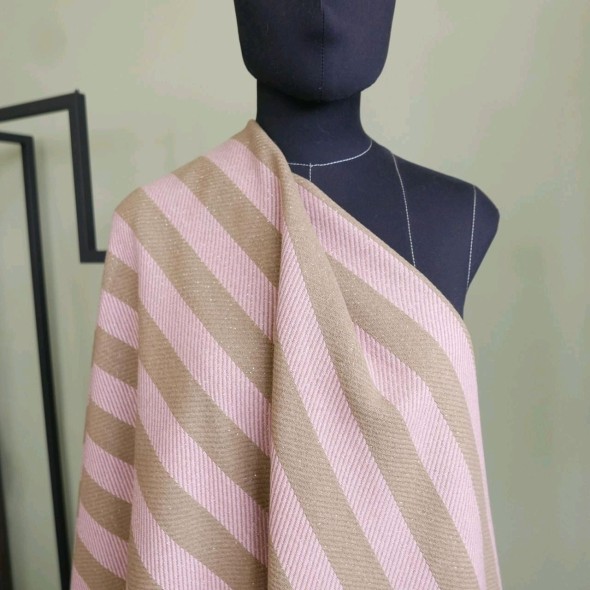 Ткань пальтово-костюмная в полоску с люрексом