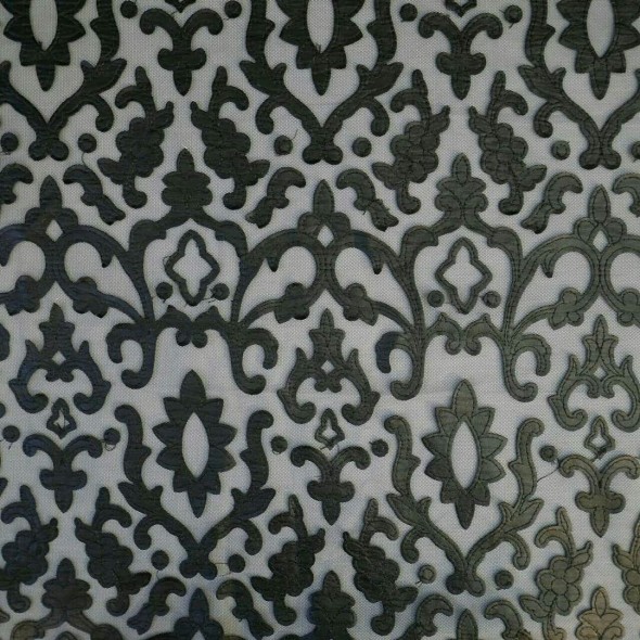 Аппликация из экокожи на сетке