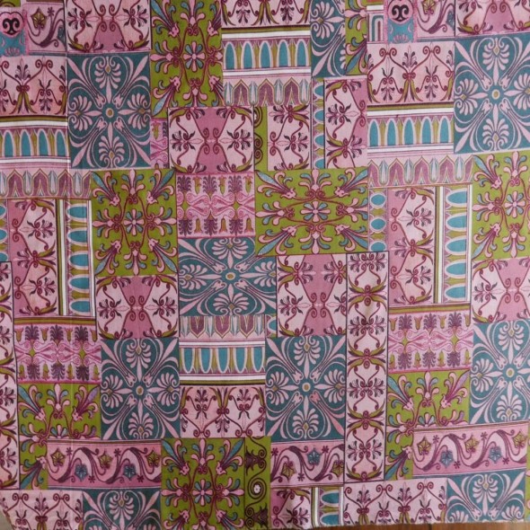 Ткань хлопок в розовых тонах с принтом пэчворк