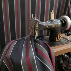 Костюмная ткань в полоску