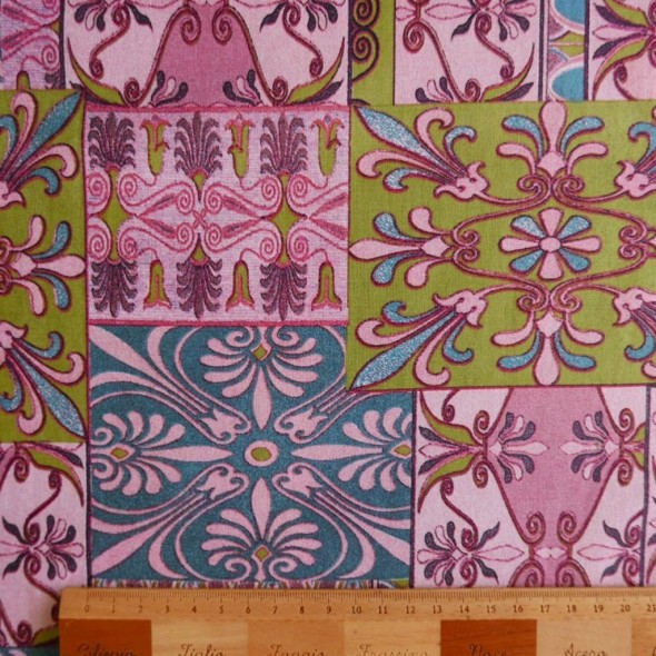 Ткань хлопок в розовых тонах с принтом пэчворк