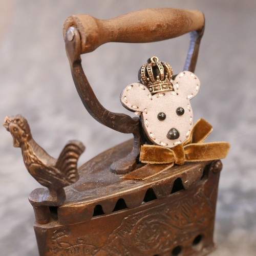 Брошь мышка