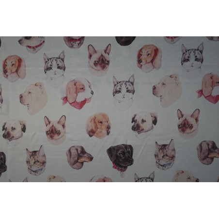 Шелк 100% с принтом кошки и собаки ,матовая,тонкая ткань