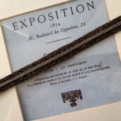 Тесьма бархатистая с цепочками- шариками шоколадного цвета