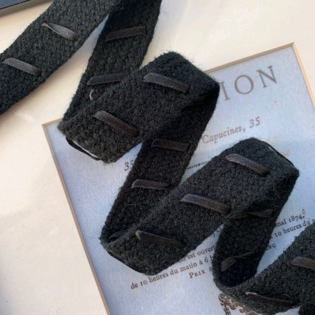 Тесьма для одежды