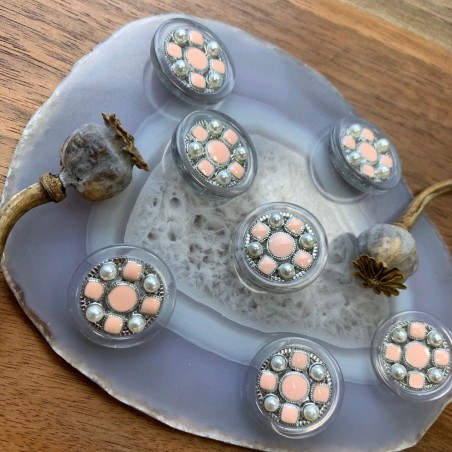 Пуговицы прозрачные с нежно- розовыми вставками