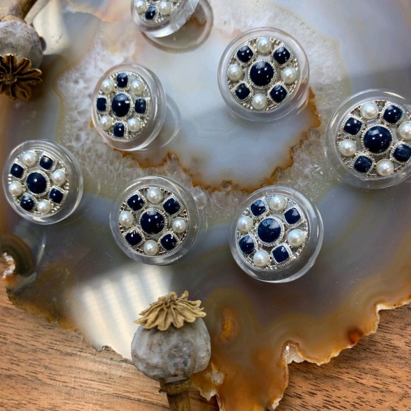 Пуговицы прозрачные с тёмно-синими вставками