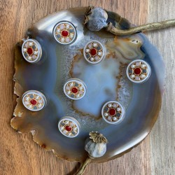 Пуговицы прозрачные с цветными вставками