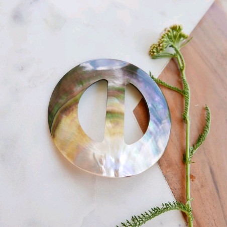 Пряжка перламутровая для декорирования одежды