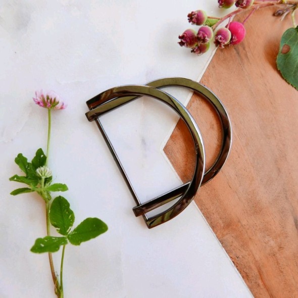 Пряжка полукольцо металлическое для декорирования одежды