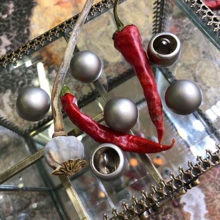 Пуговицы серебристые матовые