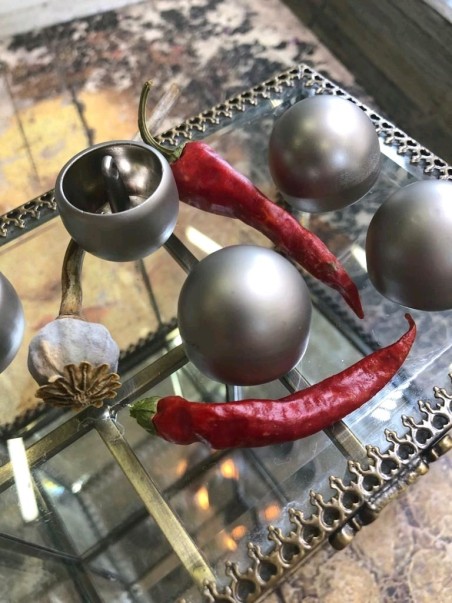 Пуговицы объёмные,округлые, матовые,серебро