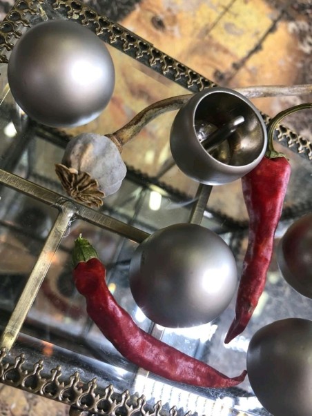 Пуговицы объёмные,округлые, матовые,серебро