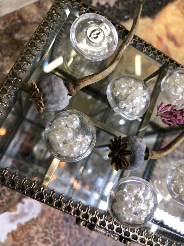 Пуговицы объёмные прозрачные на ножке