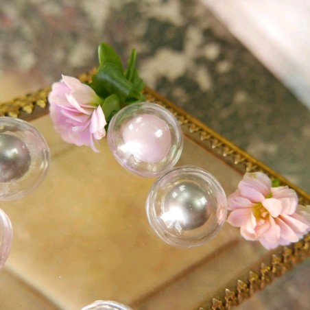 Пуговицы из прозрачного пластика с цветными вставками