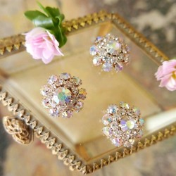 Пуговицы металлические со стразами