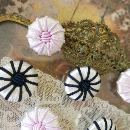 Пуговицы оплетеные декоративным шнуром