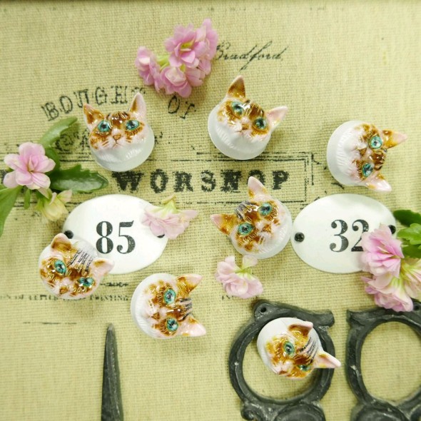 Пуговицы металлические кошки