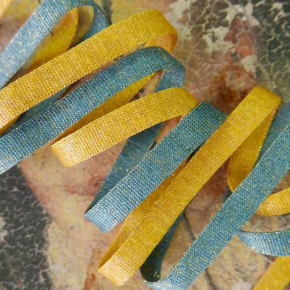 Трикотажная кругловязаная тесьма для декорирования одежды