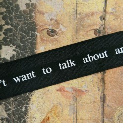 Материалы: Лента полупрозрачная с текстом