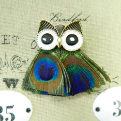 Брошь сова с перьями