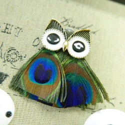 Брошь сова с перьями