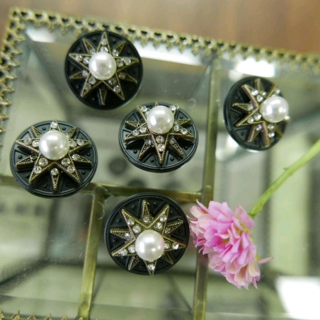 Пуговицы звёзды с жемчугом и стразами