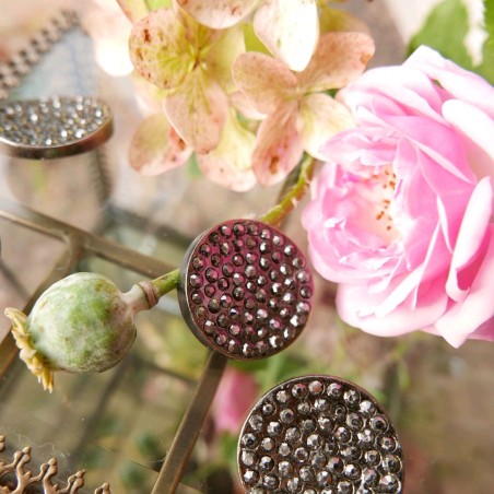 Пуговицы тёмного серебра со стразами