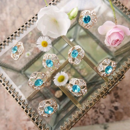 Пуговицы с камнем и стразами