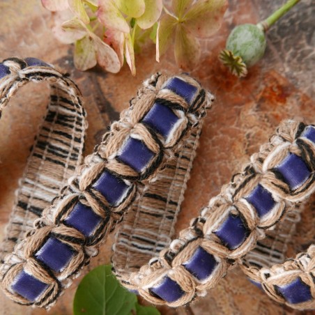 Тесьма отделочная с бархатной лентой