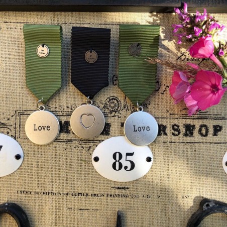 Броши медали металические на репсовой ленте