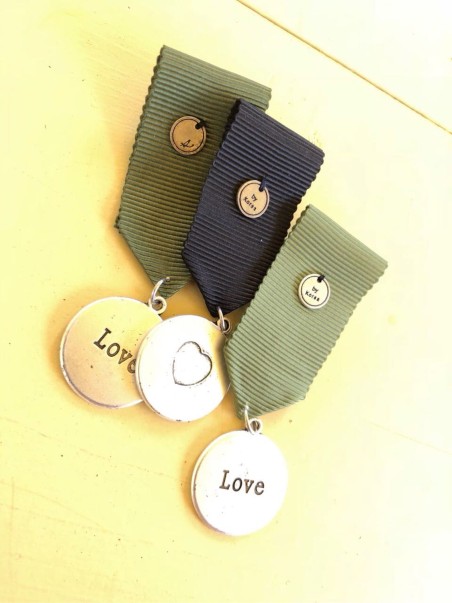 Броши медали металические на репсовой ленте