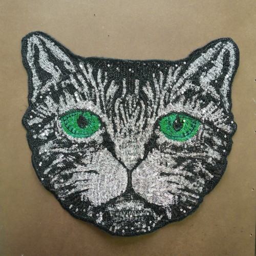 Нашивка с пайетками кошка