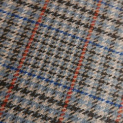 Костюмная ткань в бежевых тонах в клетку