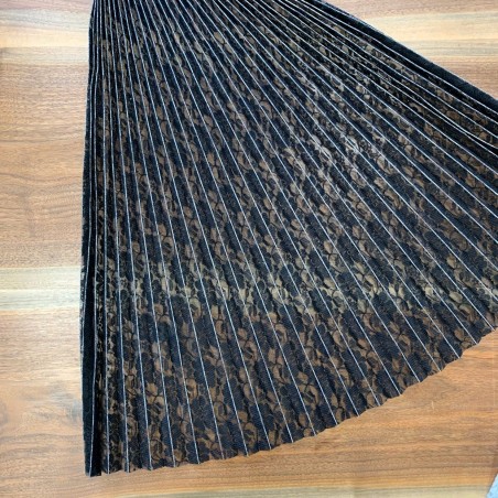 Кружевные гофрированные детали для юбки