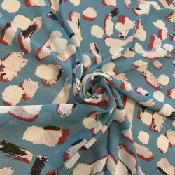 Ткань шифон жатый бирюзового оттенка с абстрактным принтом