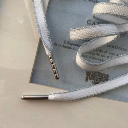 Шнурки для декорирования одежды белые с серебристой каймой