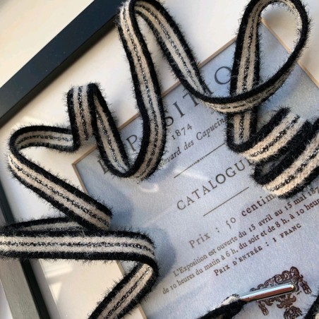 Шнурки полосатые для спортивной одежды черные с серебристым люрексом