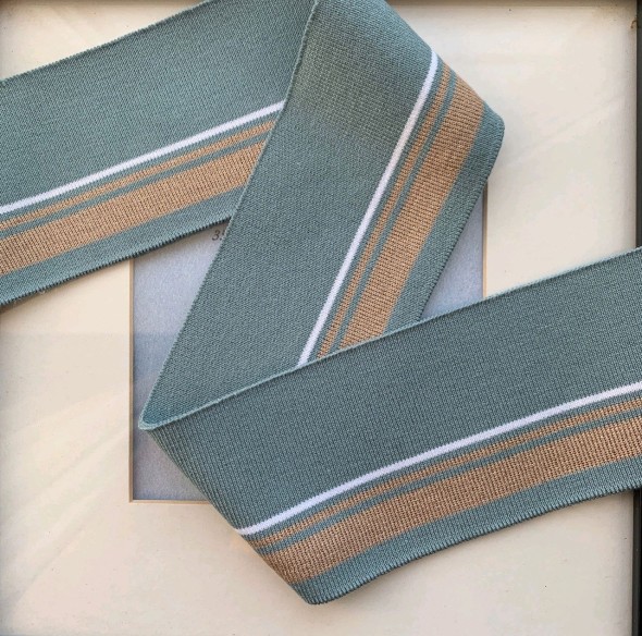 Подвязы пастельного мятного цвета с бронзовыми и белой полосками