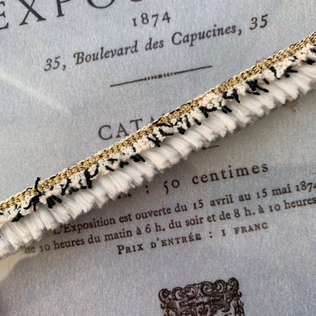 Тесьма бахрома односторонняя с нитью люрекса