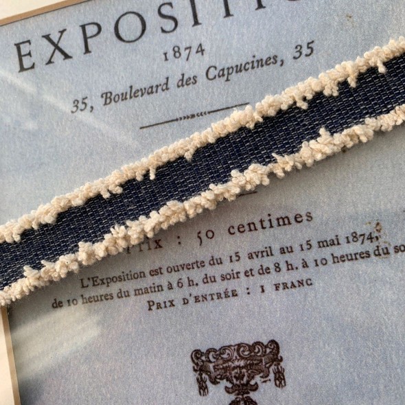 Тесьма для одежды джинсовая с бахромой