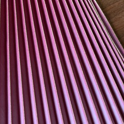 Гофрированные детали для юбки  Розового цвета с эффектом деграде и золотистыми рёбрами