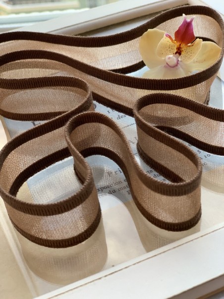 Трикотажные подвязы прозрачные, насыщенного коричневого оттенка