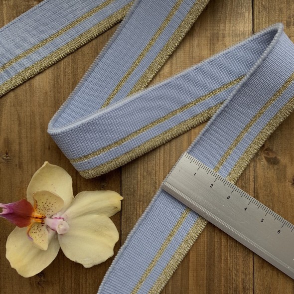 Трикотажные подвязы нежного голубого оттенка с золотистыми полосками