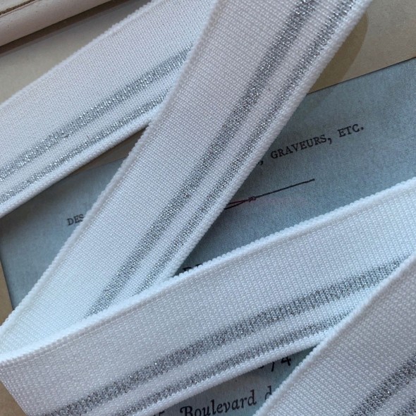 Подвязы трикотажные белые с серебристыми полосками